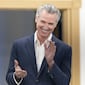 Gavin Newsom firma la AB 126: la nueva ley que promete mejorar la educación especial y la escuela pública en California