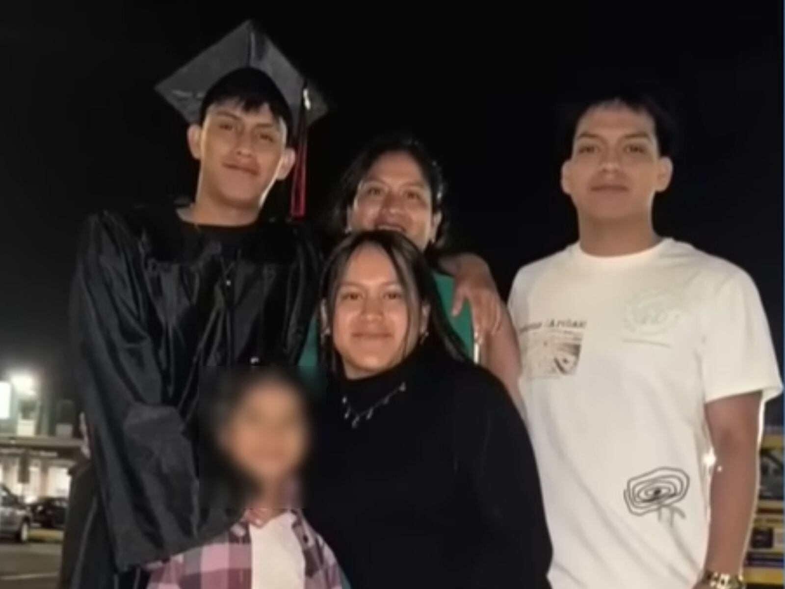 Martha vivía en Estados Unidos junto a sus 4 hijos. Ahora, solo está con su pequeña Dayra. (Crédito: Noticias Telemundo / YouTube)