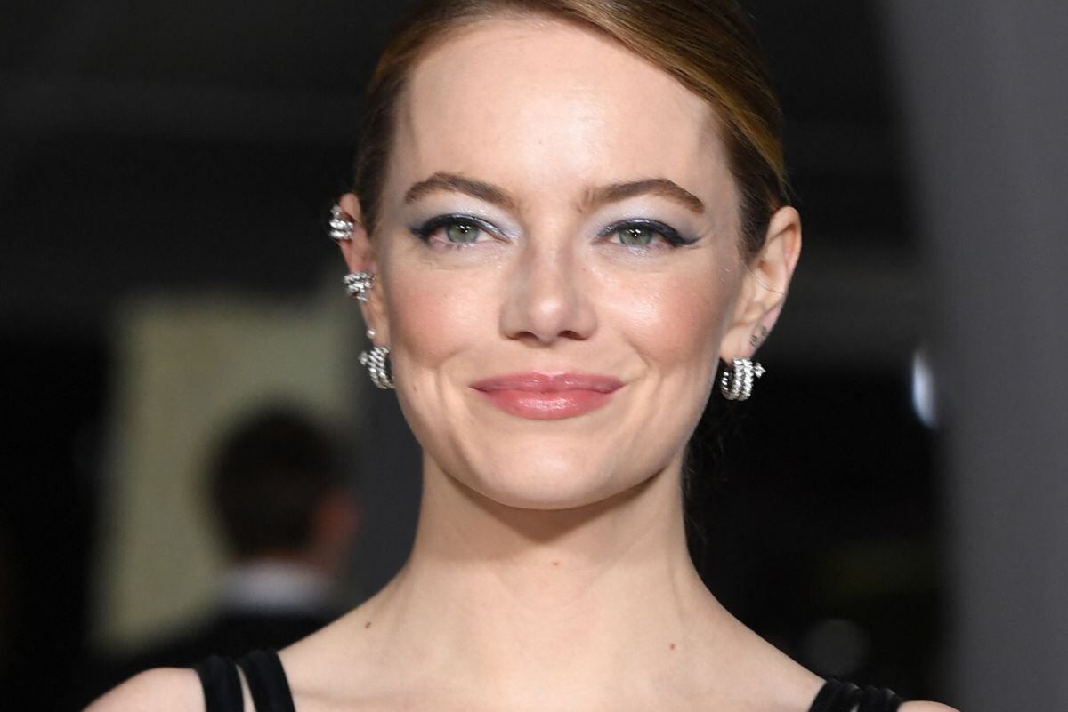 Emma Stone llega a la segunda gala anual del Museo de la Academia en el Museo de la Academia de Cine de Los Ángeles, el 15 de octubre de 2022 (Foto: Valerie Macon / AFP)