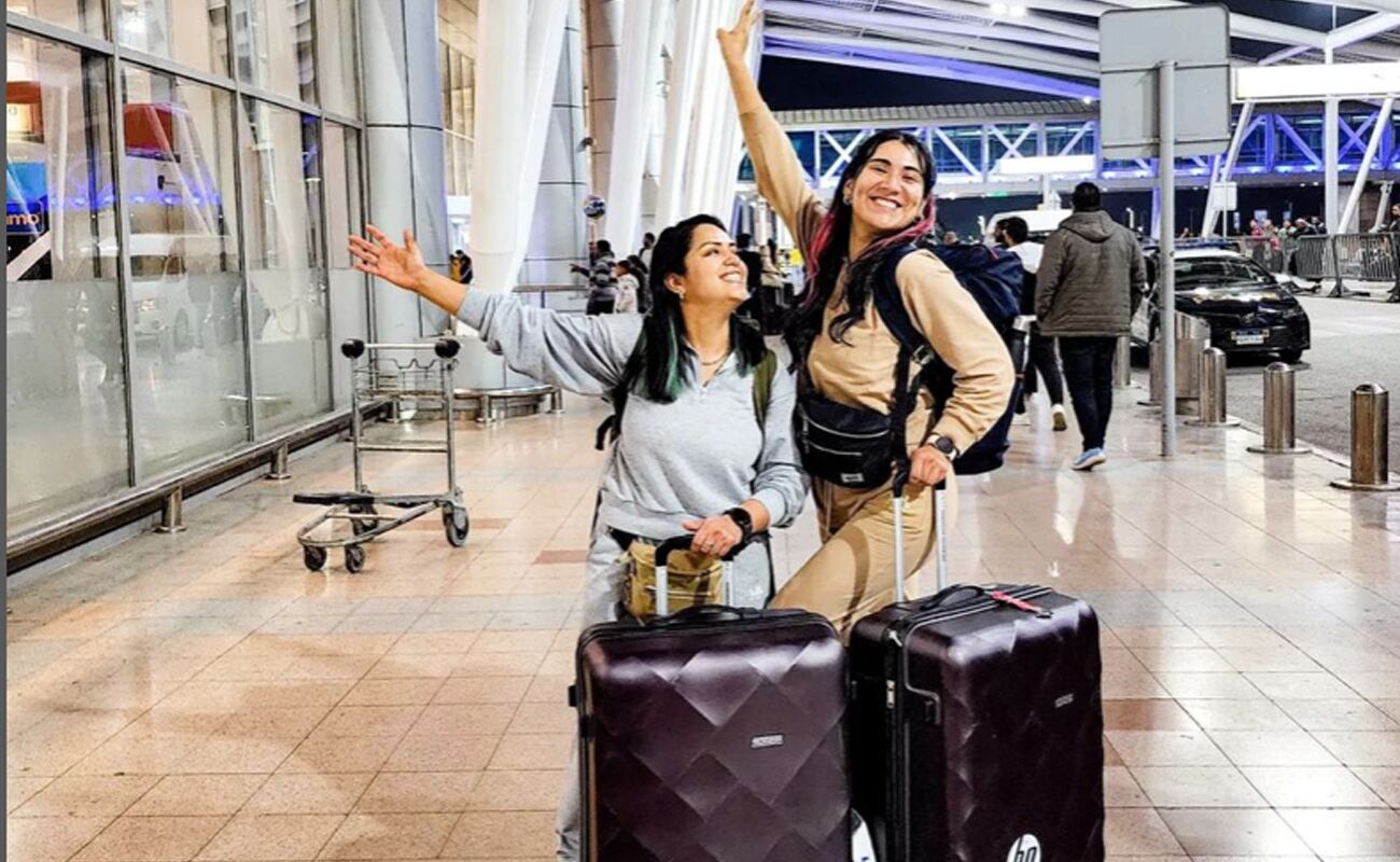 Daniela Rita y Fatima Sotomayor son dos amigas viajeras que han demostrado que sí se puede viajar por el mundo con poco presupuesto. Ellas han visitado Egipto, Qatar, Dubai, España y otros países más en los diversos continentes. Te muestran los destinos que han visitado y te dan los datos fijos de cada lugar. (Foto: IG/Misias pero viajeras)