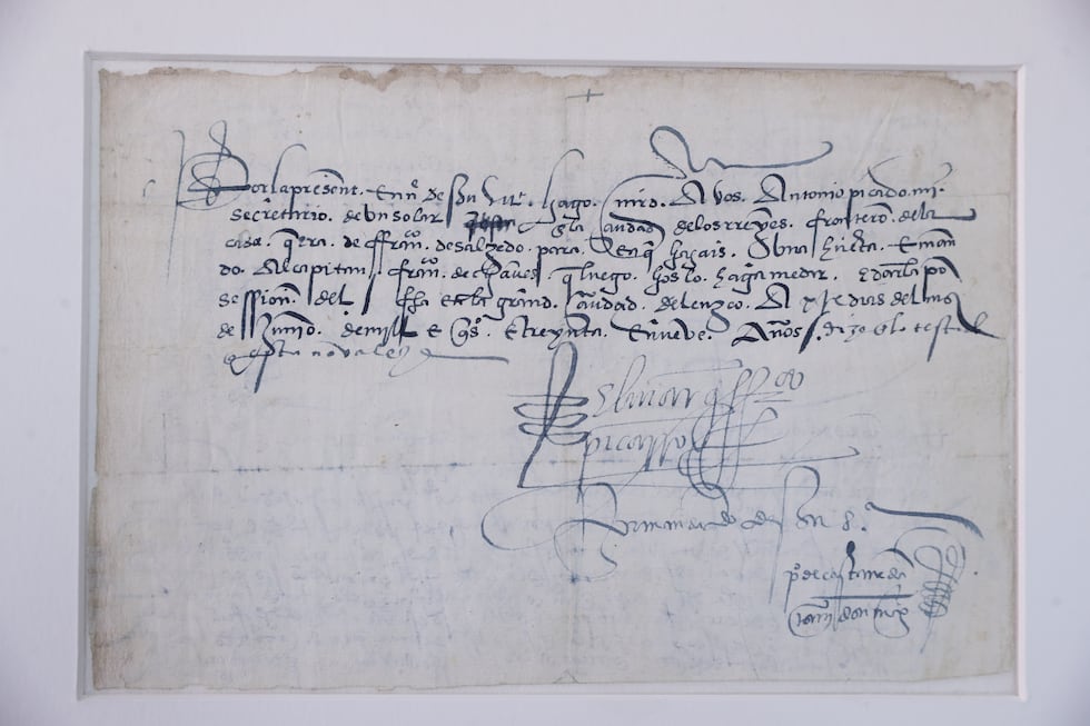 Mandato con la firma de Francisco Pizarro
FOTOS: ALESSANDRO CURRARINO / EL COMERCIO