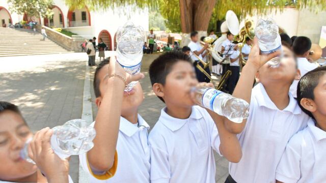 ¿En qué ciudades se podría postergar el inicio de clases escolares debido a la ola de calor en Perú?
