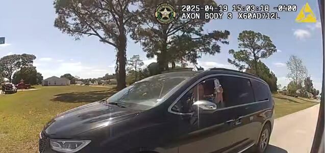 ‘Florida man’ lo vuelve a hacer: ofrece alcohol a la policía tras un accidente y acaba arrestado