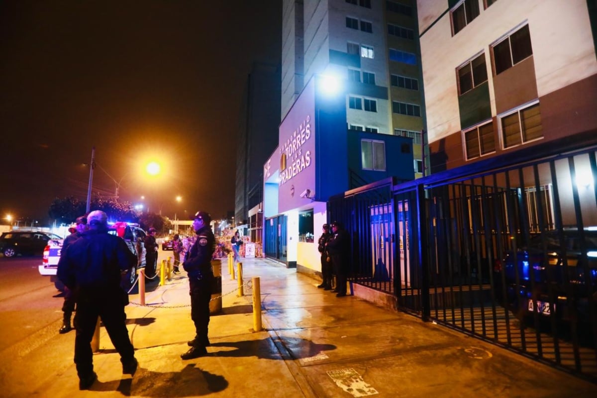 Encuentran el cadáver de una mujer desaparecida dentro de un departamento ubicado en una zona residencial en Comas. (Foto: César Grados/@photo.gec)
