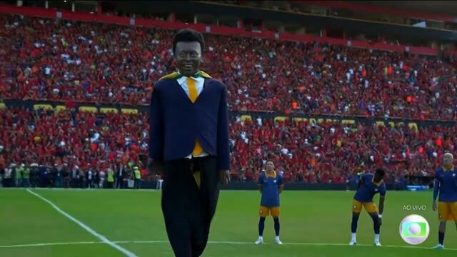 Video viral: El peculiar homenaje a Pelé que provocó las críticas en el mundo