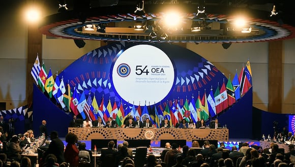 Vista general durante el 54º período ordinario de sesiones de la Asamblea General de la OEA en la sede de la CONMEBOL en Luque, Paraguay, el 27 de junio de 2024. (Foto de DANIEL DUARTE / AFP)
