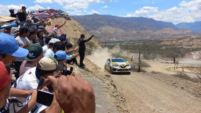 El público de las distintas provincias del Perú es el que más disfruta del paso de los coches. (Foto: Caminos del Inca)