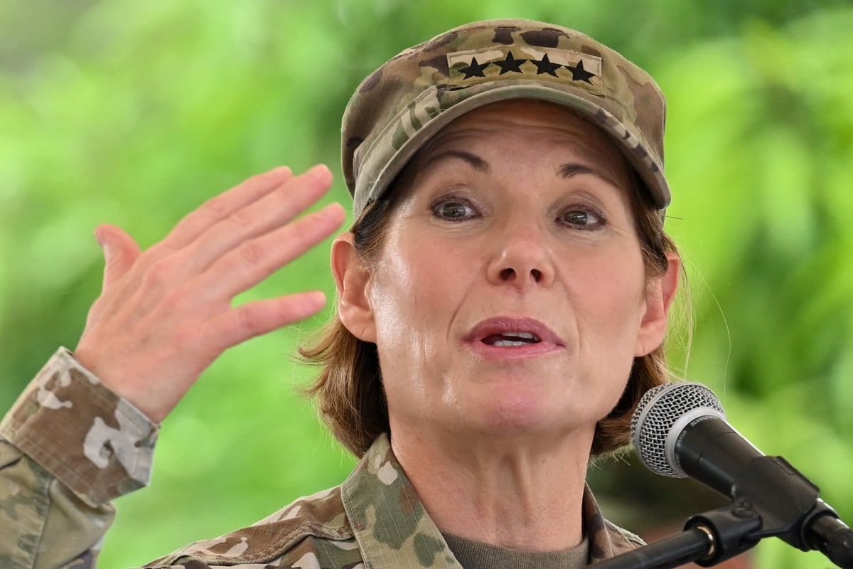 La comandante del Comando Sur de los EE. UU., general Laura J. Richardson, pronuncia un discurso en Tolemaida, Colombia, el 30 de mayo de 2024. (Foto de Raul ARBOLEDA / AFP)