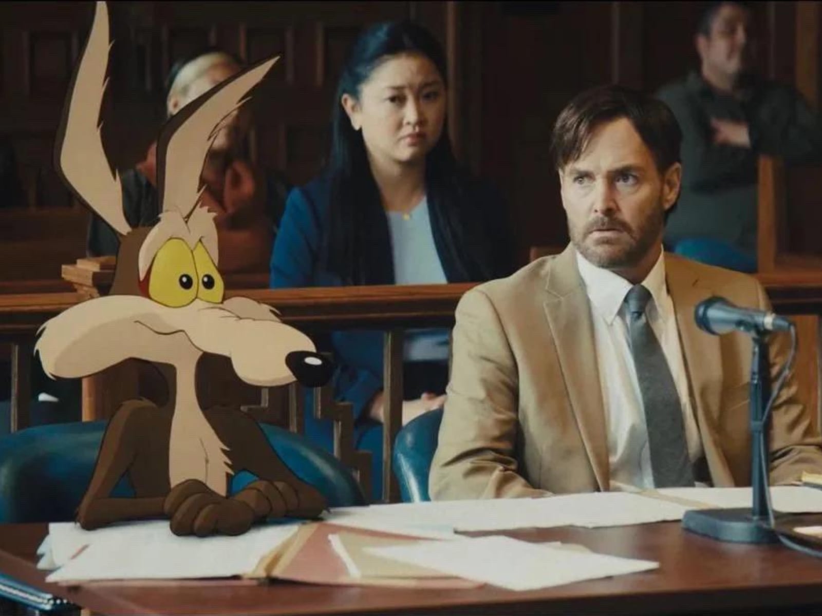 Una instantánea de la película "Coyote vs. Acme", en una de las escenas del juicio de la caricatura contra la empresa de explosivos (Foto: Warner Bros.)