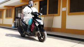 Piura: enfermera se compra motocicleta para vacunar a todas las personas vulnerables