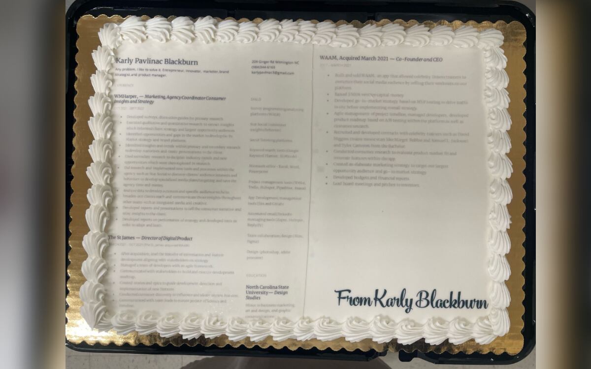 Postula a empresa imprimiendo su CV en un pastel y se vuelve viral. (Foto: Karly Pavlinac Blackburn / LinkedIn)