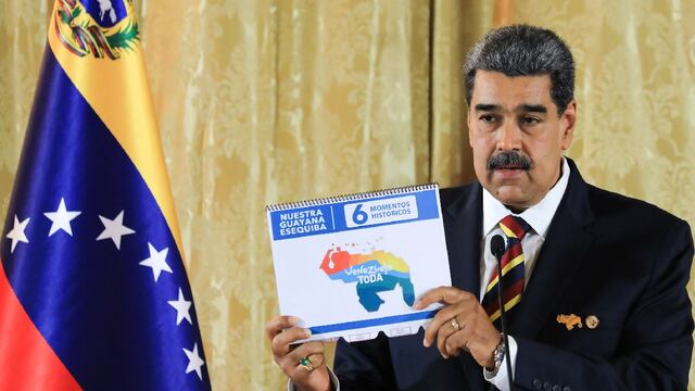 Maduro asegura que EE.UU. mantiene bases militares secretas en área disputada con Guyana