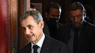 Caso Nicolas Sarkozy: piden tres años de cárcel en suspenso para expresidente francés en juicio de apelación
