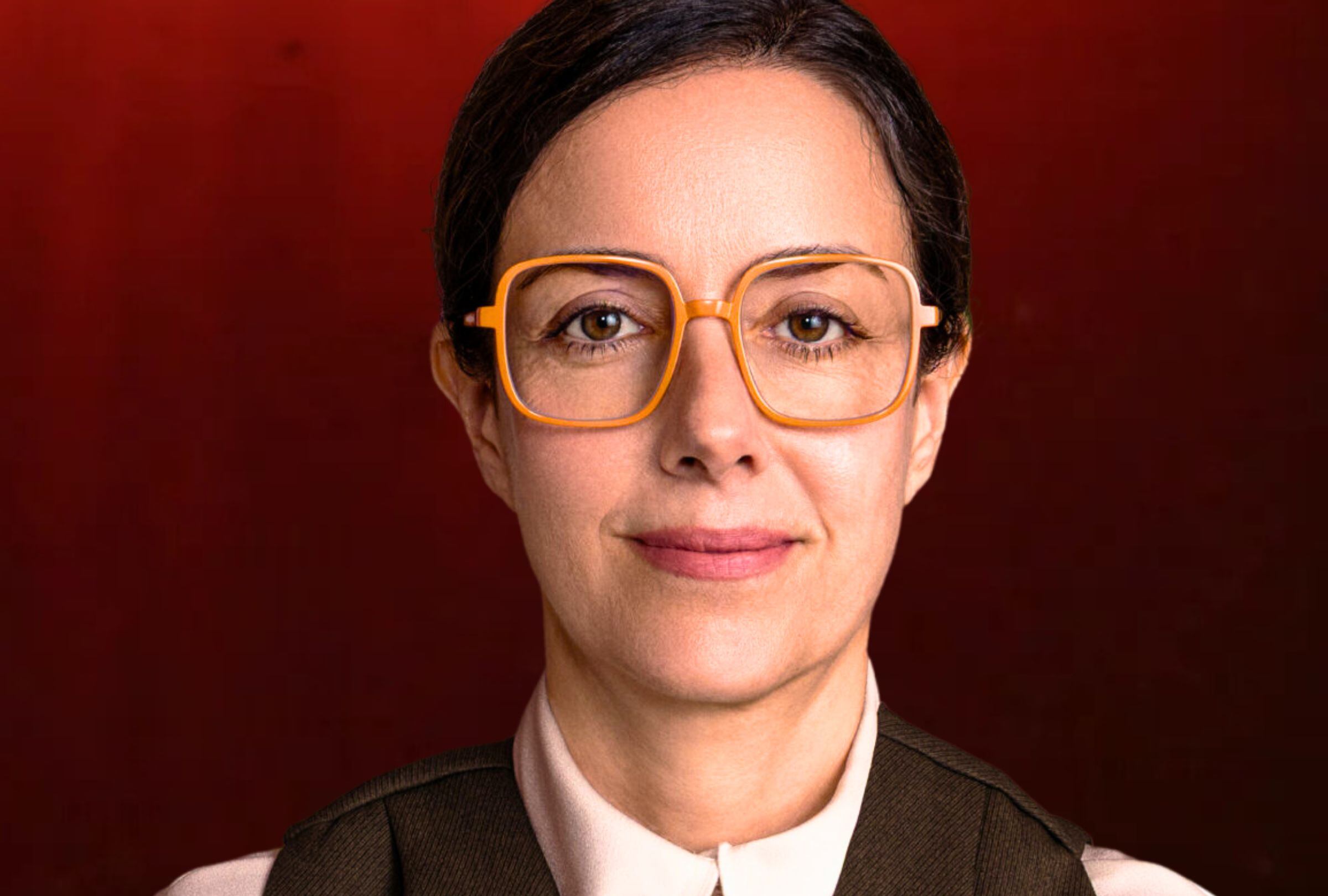 La actriz mexicana Cecilia Suárez interpreta el rol principal de Dora López-Negrete a lo largo de la serie "Serpientes y Escaleras" (Foto: Netflix)