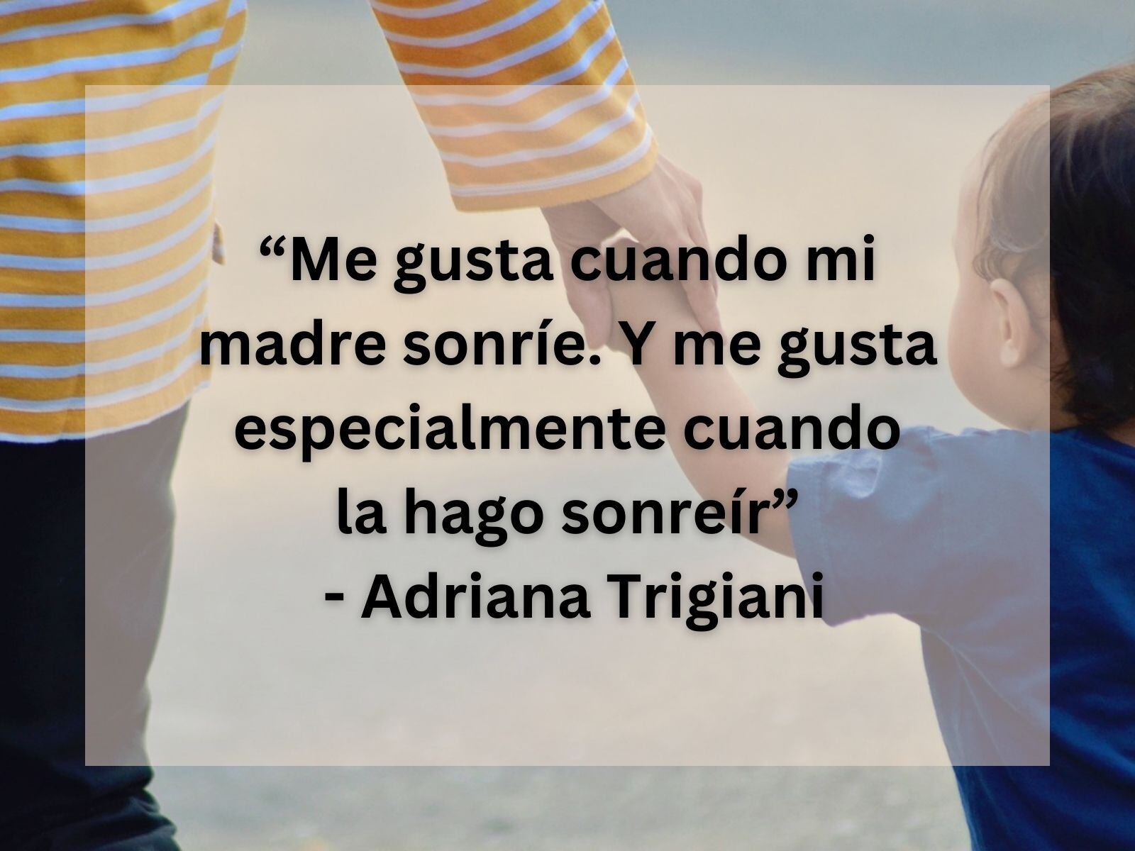 “Me gusta cuando mi madre sonríe. Y me gusta especialmente cuando la hago sonreír” - Adriana Trigiani | Imagen de Ratna Fitry en Pixabay / Composición Mix