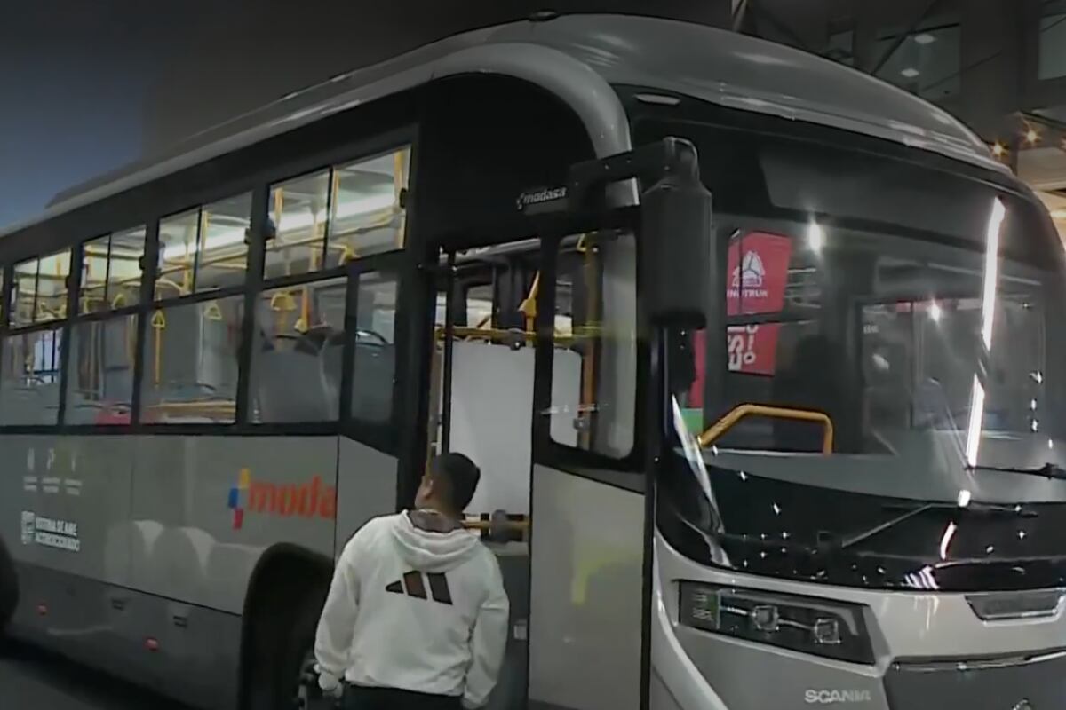 Las unidades se renovarán después de 14 años. La ATU presentó este viernes cómo será el modelo de los buses que ingresarán al Perú en 2025. Foto: captura Canal N