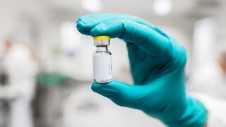 La FDA quiere dos meses de seguimiento antes de aprobar vacuna contra COVID-19