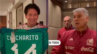 ‘Tata’ Martino se llevó enorme sorpresa por forma de pedir la vuelta de ‘Chicharito’ Hernández a México | VIDEO