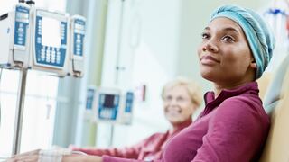 Cáncer y homicidios: Alarmante aumento de muertes en adultos peruanos en 2024