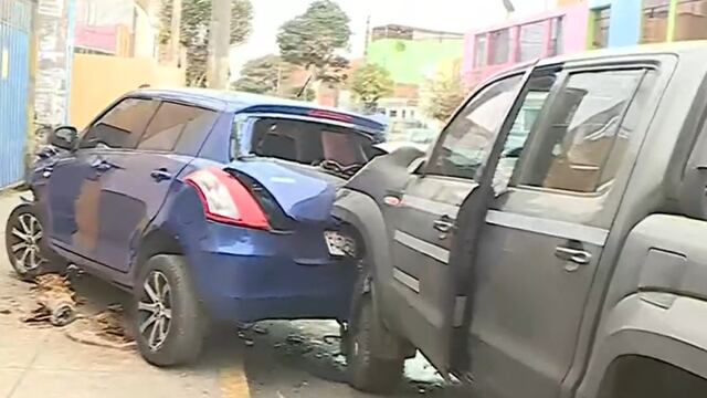 Breña: policía en presunto estado de ebriedad choca su camioneta contra dos vehículos