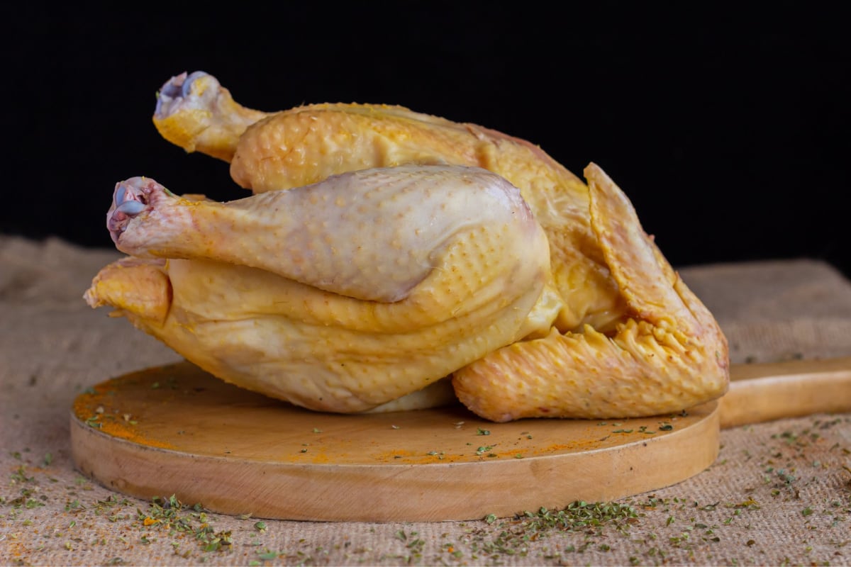 Conoce el truco para ablandar la carne de gallina. (Foto: Facebook/Ecocampo Perú).