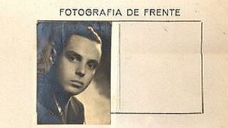 Archivo General de la Nación muestra pasaporte diplomático de Javier Pérez de Cuéllar del año 1947