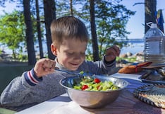 6 formas respaldadas por la ciencia para hacer que los niños coman verduras