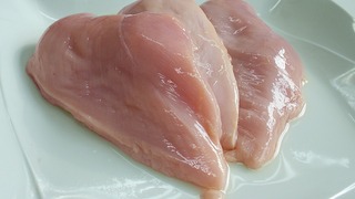 Cúal es la mejor manera de refrigerar el pollo para que dure más tiempo