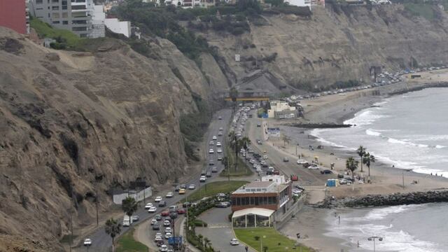 Costa Verde: niño queda en coma tras caerle roca de acantilado