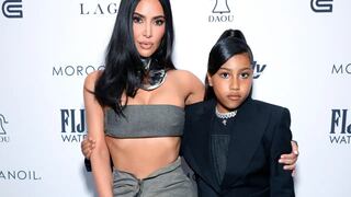 Hija mayor de Kim Kardashian la opaca en alfombra roja