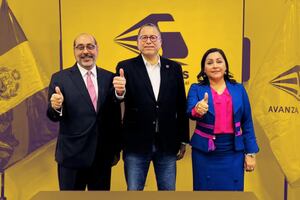 Phillip Butters minimiza la denuncia constitucional por caso ‘Los Niños’ contra congresista que integra su plancha