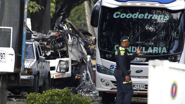 Colombia: Autoridades confirman seis muertos y 50 heridos por atentado contra base aérea de Cali