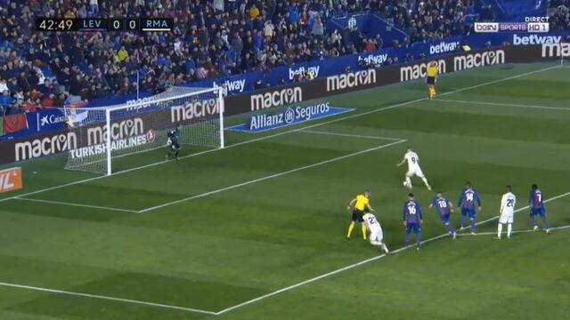Real Madrid vs. Levante: Benzema anotó de penal el 1-0 en la Liga Santander | VIDEO