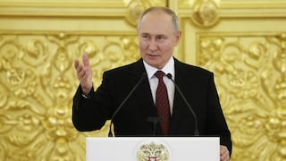 La Casa Blanca advierte que Vladimir Putin puede ganar si se agota la ayuda a Ucrania