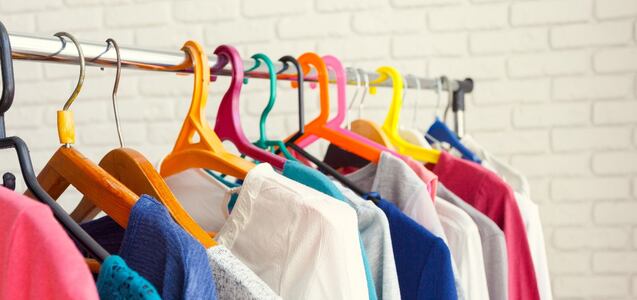 Este es el color de ropa que da mayor felicidad, según la ciencia