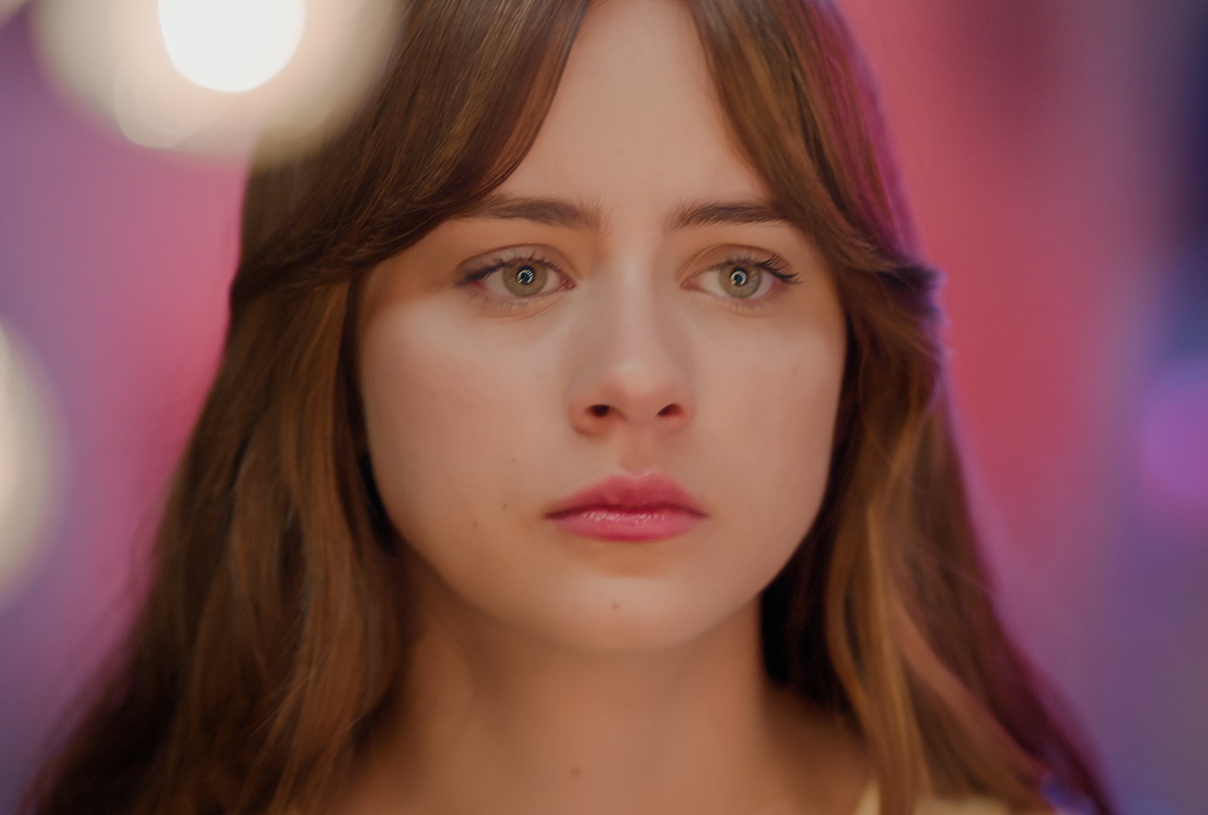 Azul Guaita como Julieta en una escena de la serie mexicana "El otro padre" (Foto: Netflix)