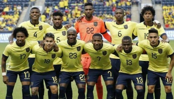 ¿Ecuador puede perder puntos en la tabla de Eliminatorias si no paga a Gustavo Alfaro? Esto dicen dos especialistas en derecho deportivo. (Foto: AFP)