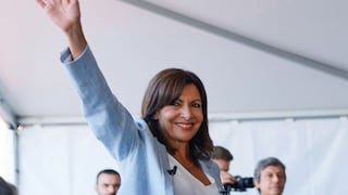 La alcaldesa de París Anne Hidalgo anuncia su candidatura a la Presidencia de Francia