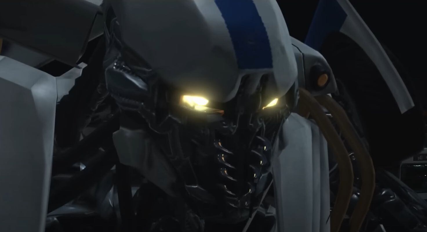 Optimus Prime pelea con el Decepticon Transit en escena eliminada de "Transformers: Rise of the Beasts".