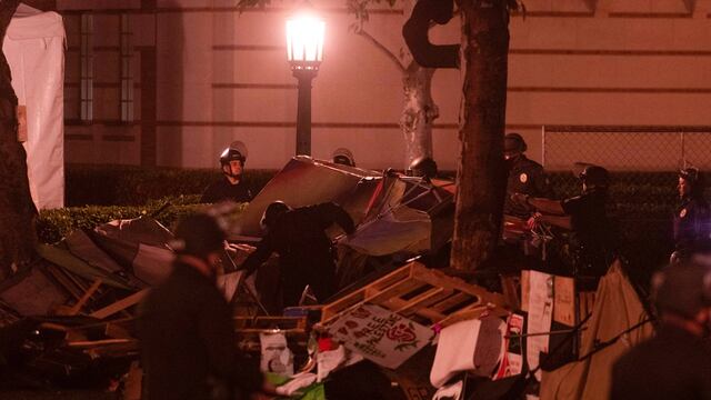 La policía desaloja la protesta propalestina en la Universidad del Sur de California