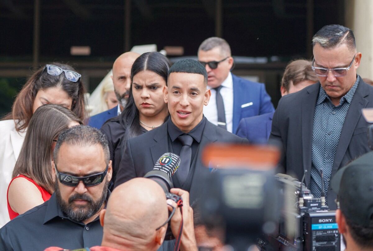 El juicio de Daddy Yankee contra su esposa Mireddys González fue uno de los más mediáticos de 2024. (Foto: AFP)