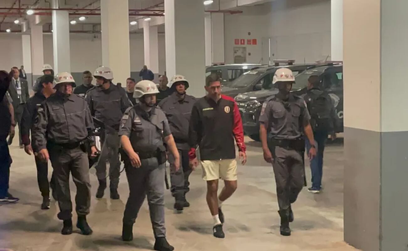 Preparador físico de Universitario fue detenido por racismo en Brasil | VIDEO