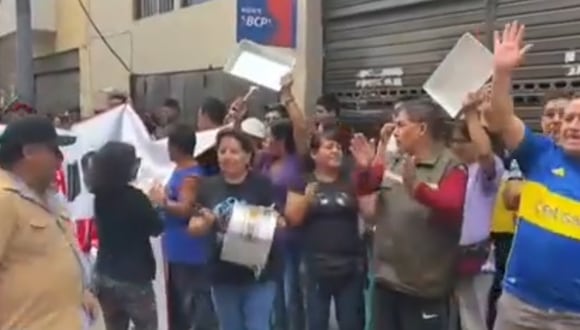 Comerciantes formales solicitan al alcalde de Lima, Rafael López Aliaga, la reubicación de los ambulantes. (Foto: Captura/Canal N)