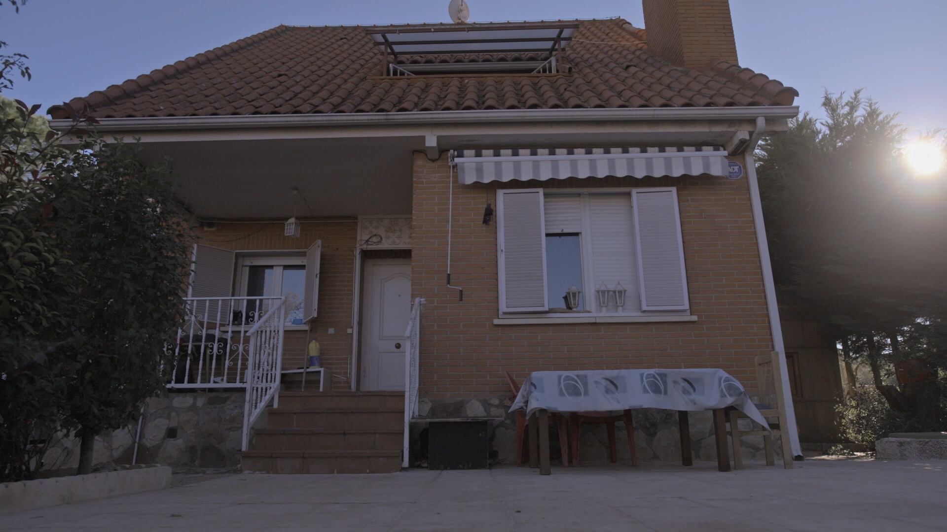 La casa en Pioz que compartía el asesino con sus víctimas. Foto: Atresmedia