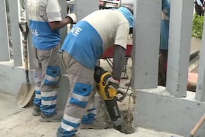 Ate: acuerdan derribar solo parte del muro en Mayorazgo tras horas de tensión