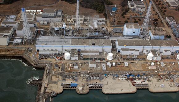 La dañada planta nuclear Fukushima Daiichi de Tokyo Electric Power Co (TEPCO) en Okuma, prefectura de Fukushima. (Foto de AIR PHOTO SERVICE / AFP)