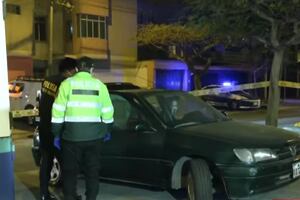 Surco: hallan cadáver dentro de vehículo abandonado en plena vía pública