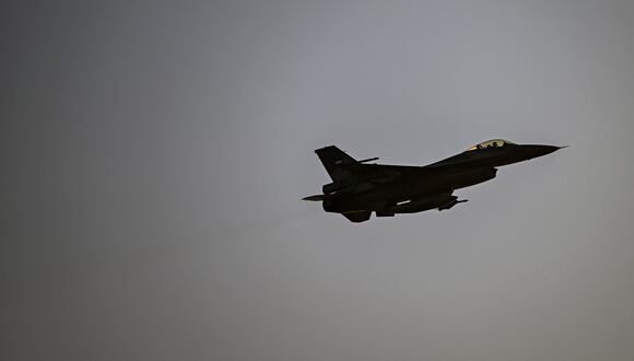 El volumen del negocio de los cazas F-16 es de unos 23.000 millones de dólares, pero aún no se han dado a conocer detalles sobre la transacción ni las fechas de entrega previstas. (Foto de JUNI KRISWANTO / AFP / referencial)