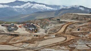 Cerro Lindo: Inacción del Gobierno obliga a la mina a suspender operaciones