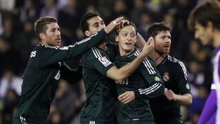 Özil no conformó a Sergio Ramos tras elegirlo mejor defensor de su época: “Y de otras generaciones?”, reclamó el español 
